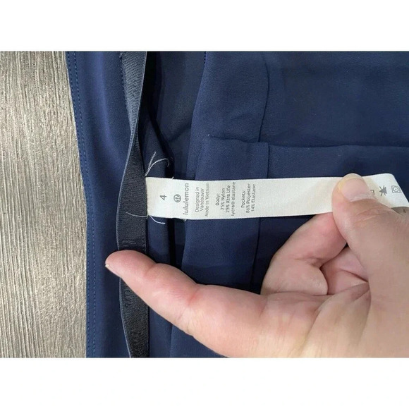 Lululemon On The Move Tapered Pants Navy Blue Size 4 - Picture 2 of 5